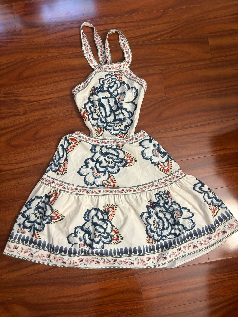 NWT. Commense Cream Dress with Blue Flowers - Picture 3 of 7